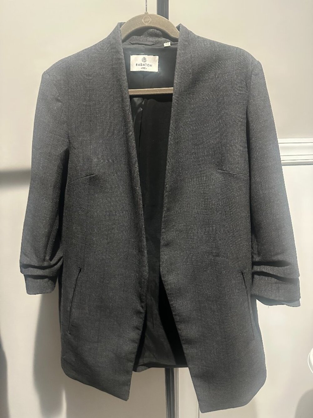 Aritizia Babaton Plaid Blazer